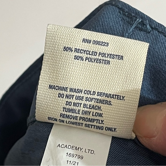 Magellan Outdoors Blue Women's Shorts Size L - Picture 5 of 5